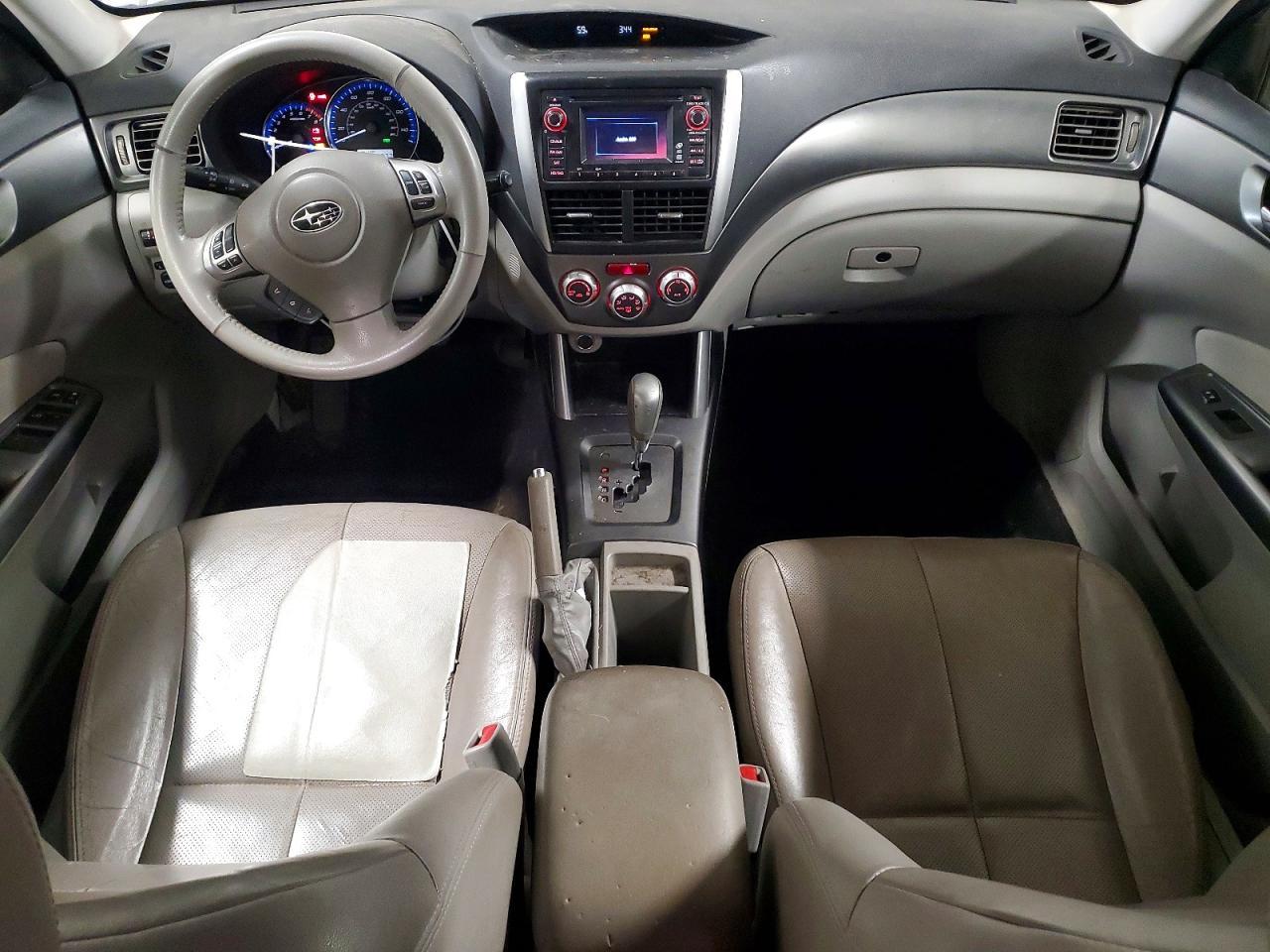 2013 Subaru Forester Limited - zdjęcie 8