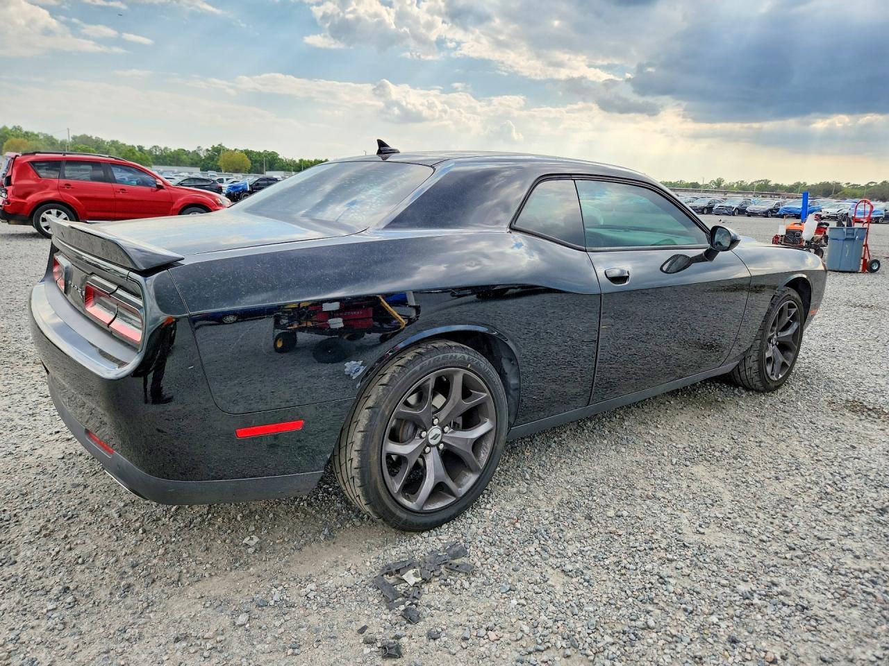 2019 Dodge Challenger Sxt - zdjęcie 3