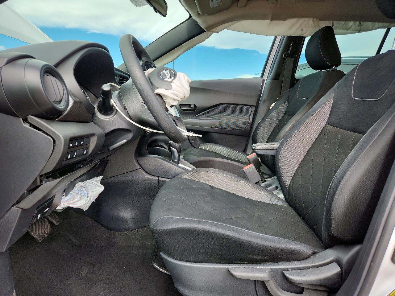 2020 Nissan Kicks S - zdjęcie 7