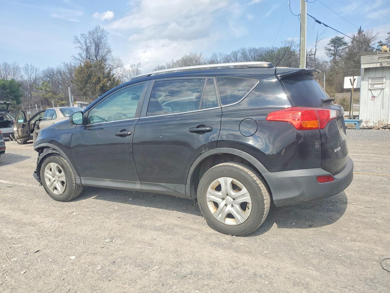 2014 Toyota Rav4 Le - zdjęcie 2