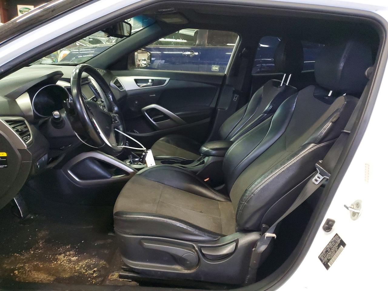 2016 Hyundai Veloster Base - zdjęcie 7