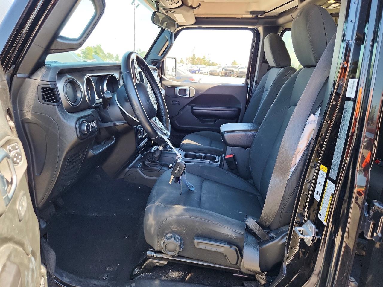 2020 Jeep Wrangler Unlimited Sport - zdjęcie 7