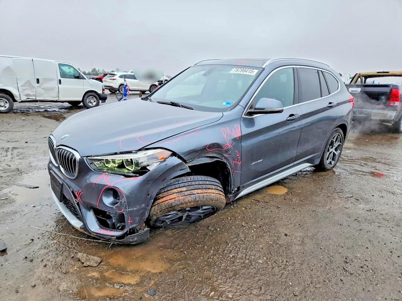 2016 BMW X1 xDrive28I - zdjęcie główne