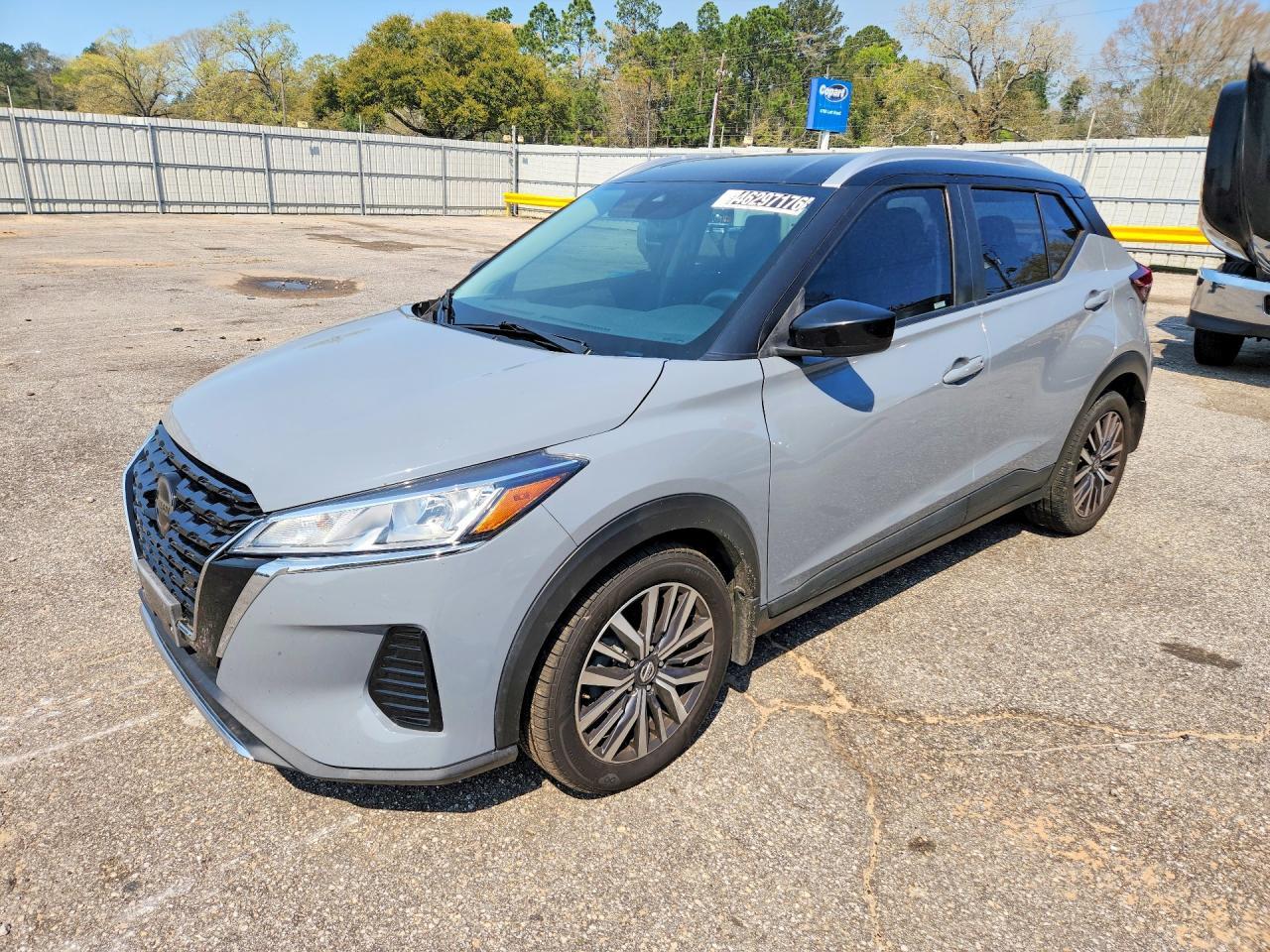 2021 Nissan Kicks Sv - zdjęcie główne