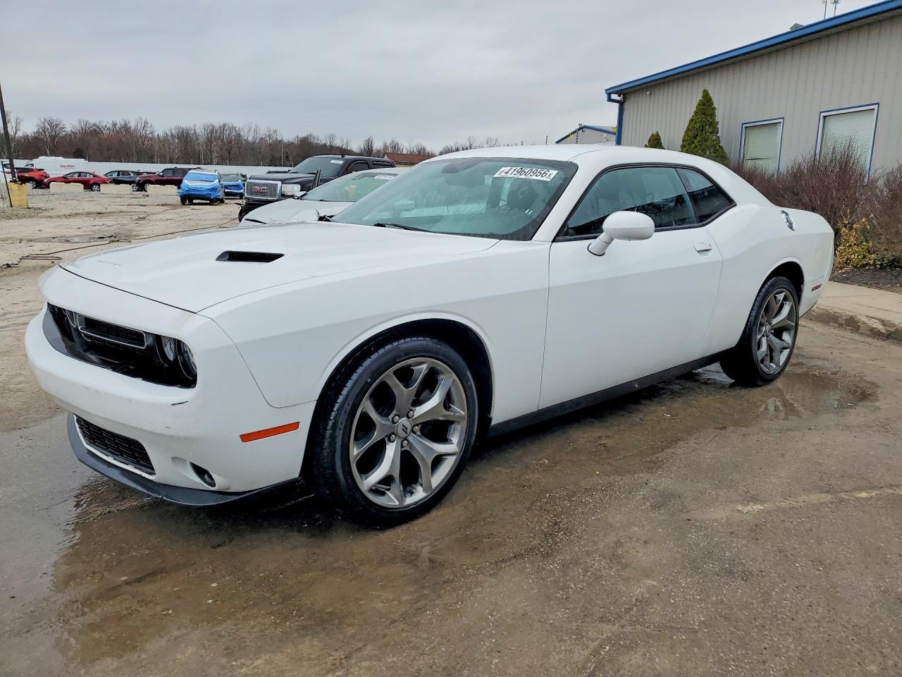 2017 Dodge Challenger Sxt - zdjęcie główne