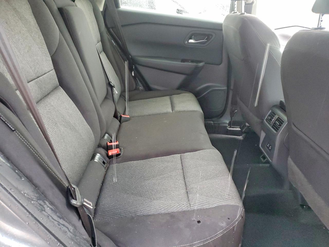 2024 Nissan Rogue Sv - zdjęcie 11