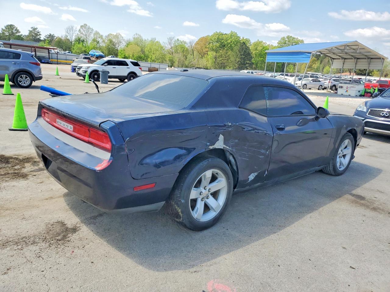 2014 Dodge Challenger Sxt - zdjęcie 3
