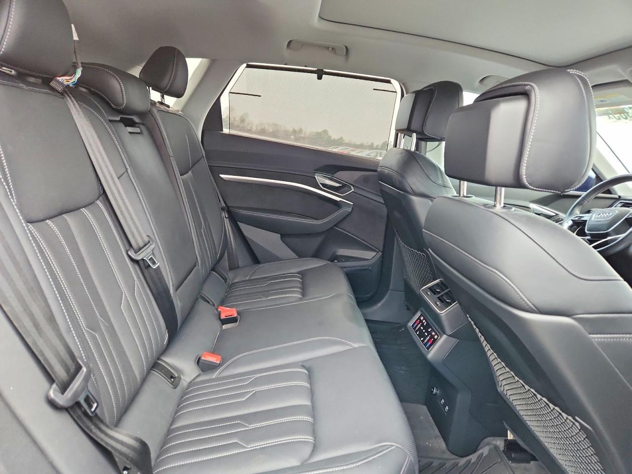 2021 Audi E-Tron Prestige - zdjęcie 11