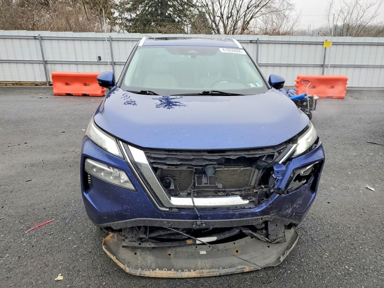 2021 Nissan Rogue Sv - zdjęcie 5