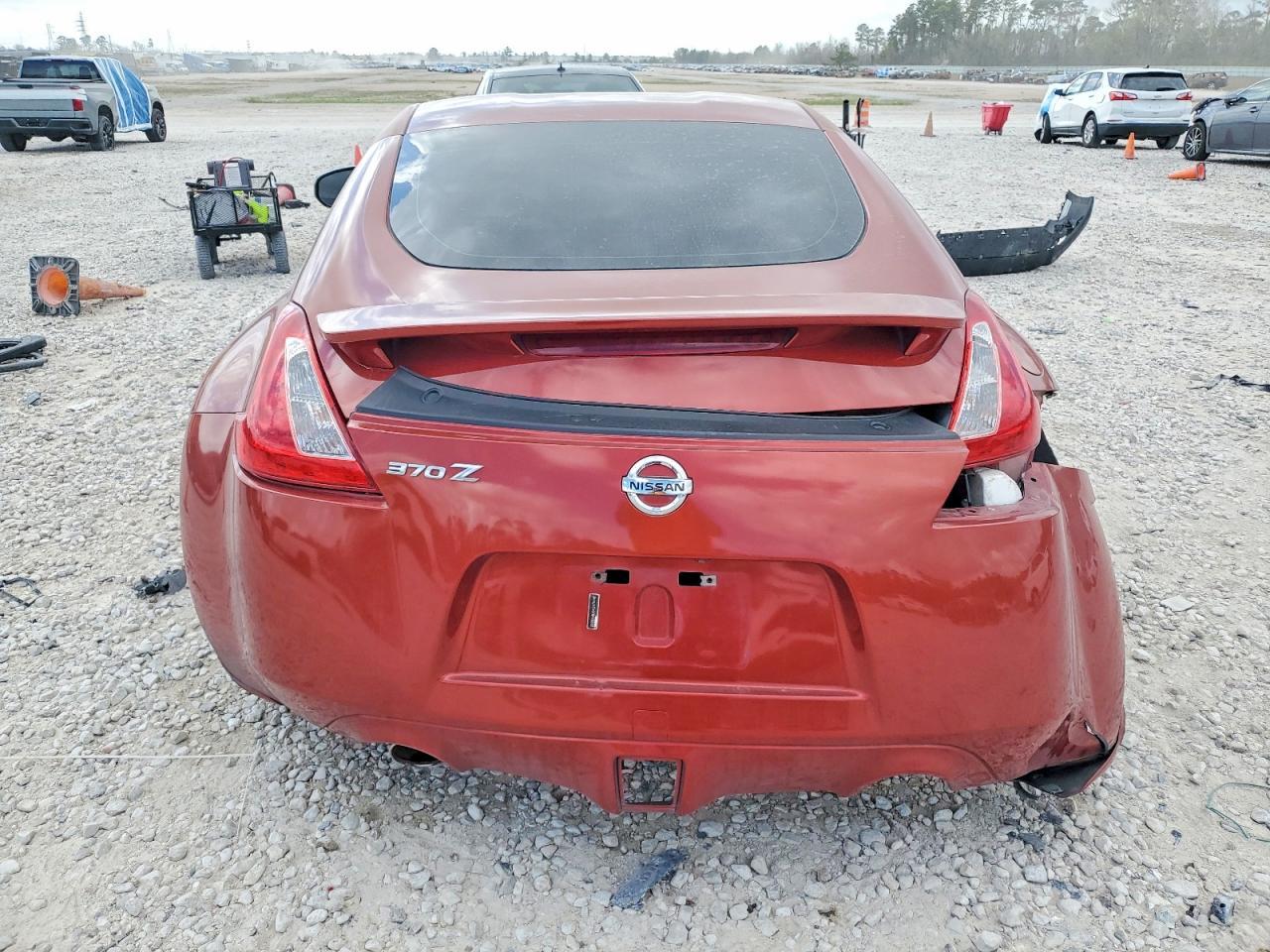 2015 Nissan 370Z - zdjęcie 10