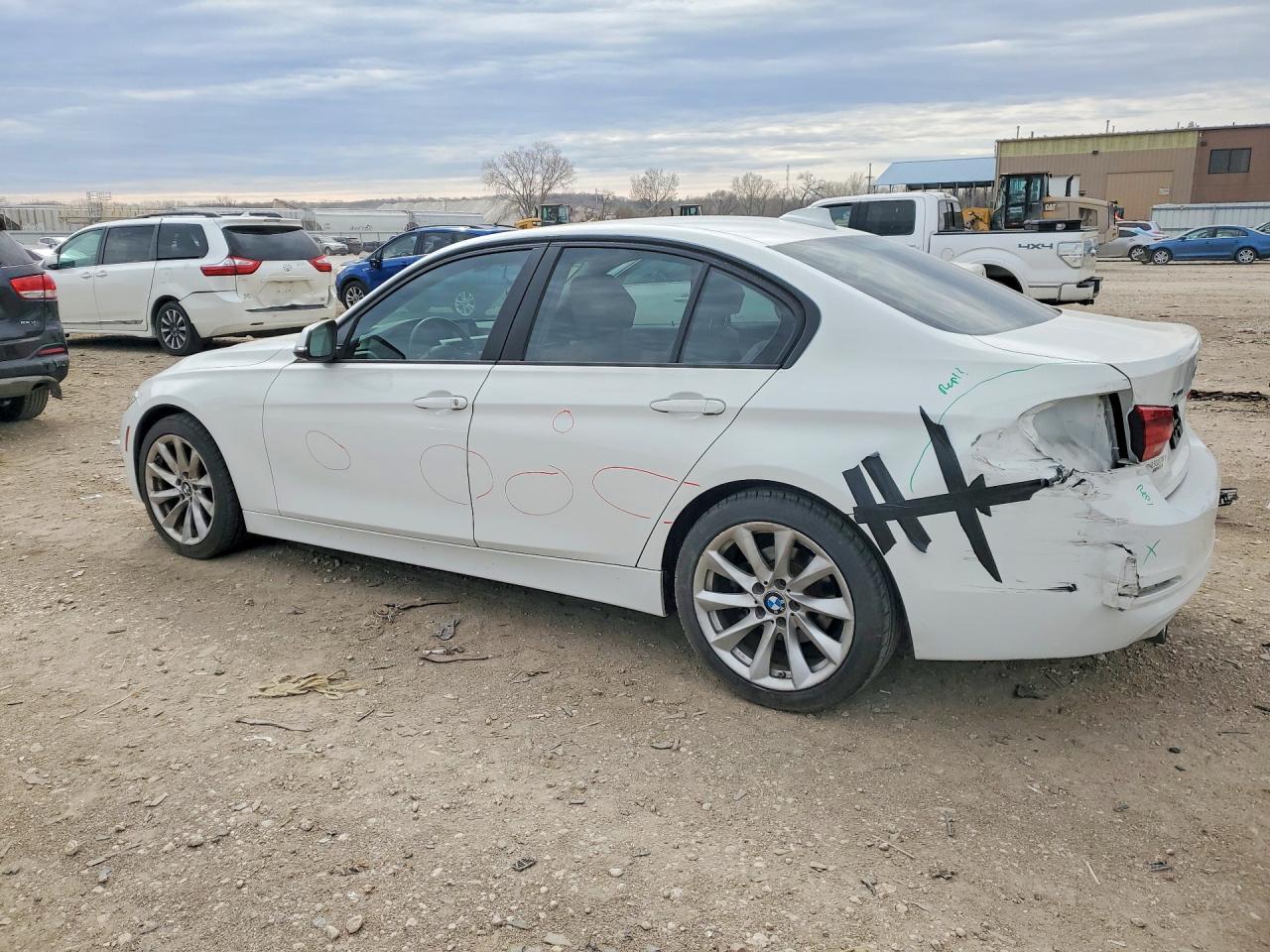 2018 BMW 320 Xi - zdjęcie 2