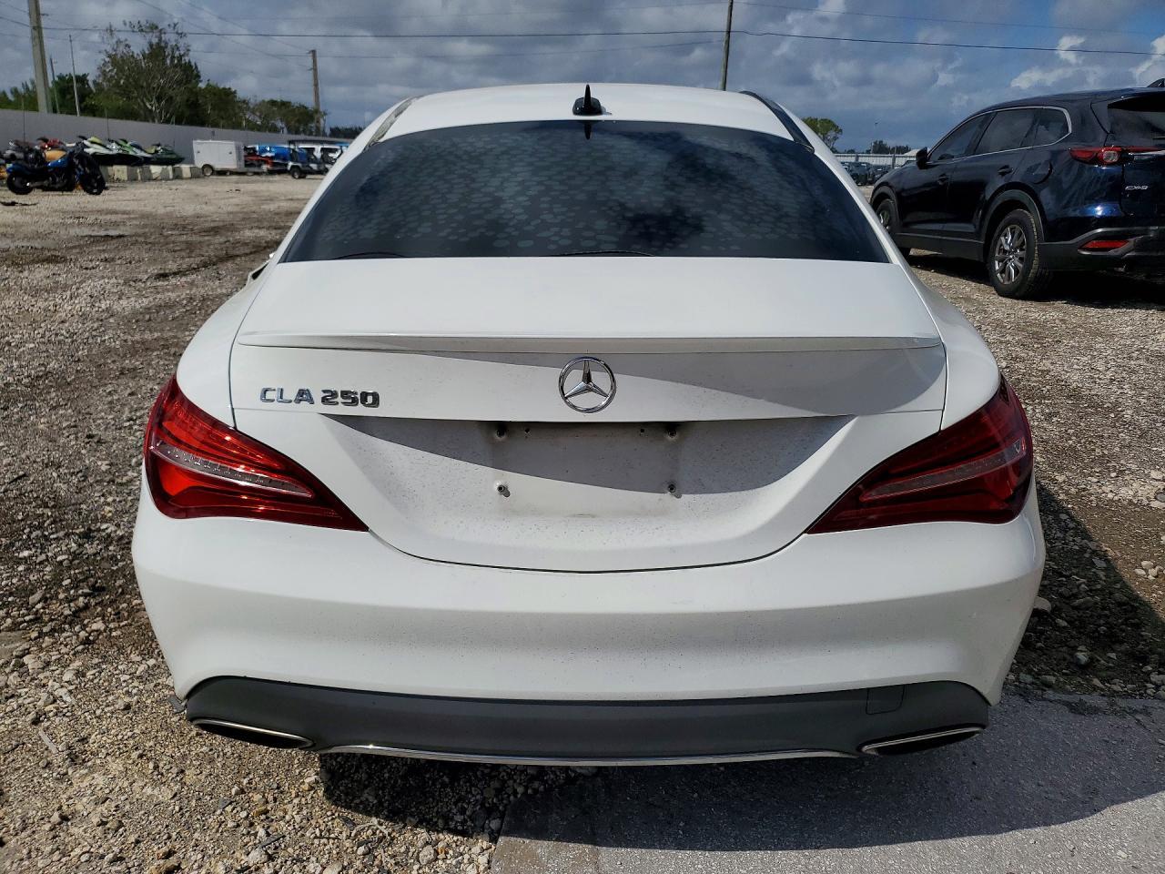 2019 Mercedes-Benz Cla 250 - zdjęcie 6