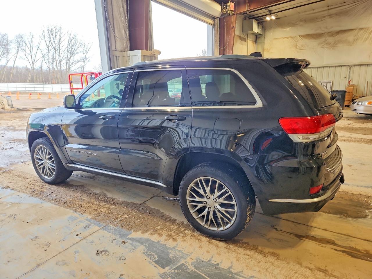 2018 Jeep Grand Cherokee Summit - zdjęcie 2