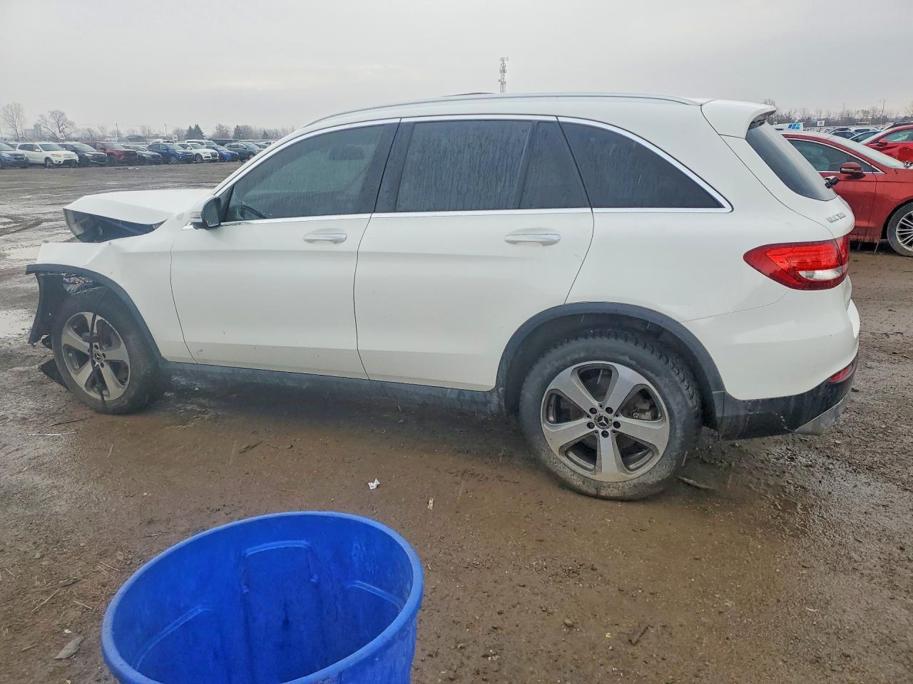 2017 Mercedes-Benz Glc 300 4Matic - zdjęcie 2