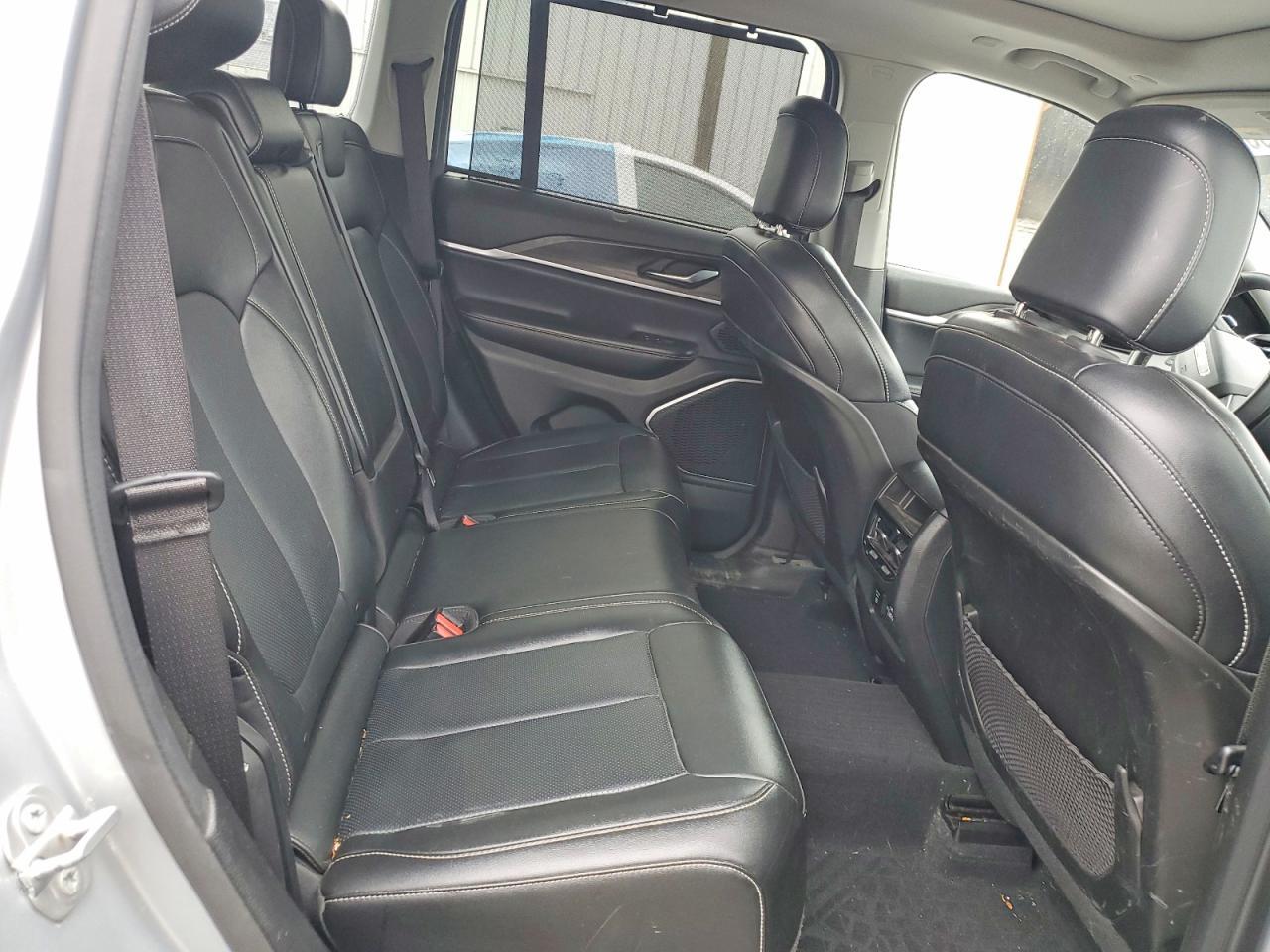 2022 Jeep Grand Cherokee Limited 4Xe - zdjęcie 11