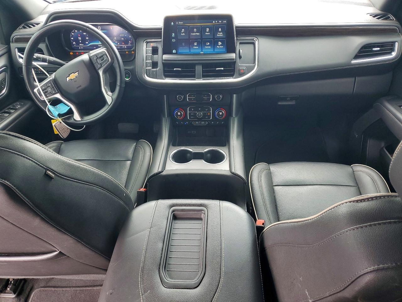 2023 Chevrolet Suburban C1500 Premier - zdjęcie 8