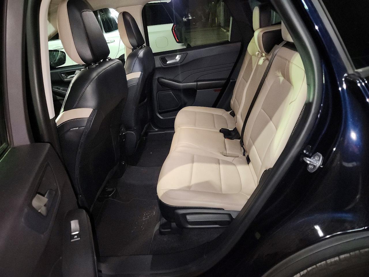 2021 Ford Escape Sel - zdjęcie 10