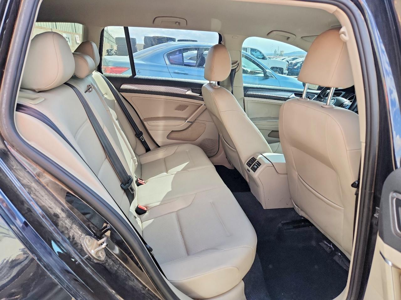 2018 Volkswagen Golf Alltrack S - zdjęcie 10