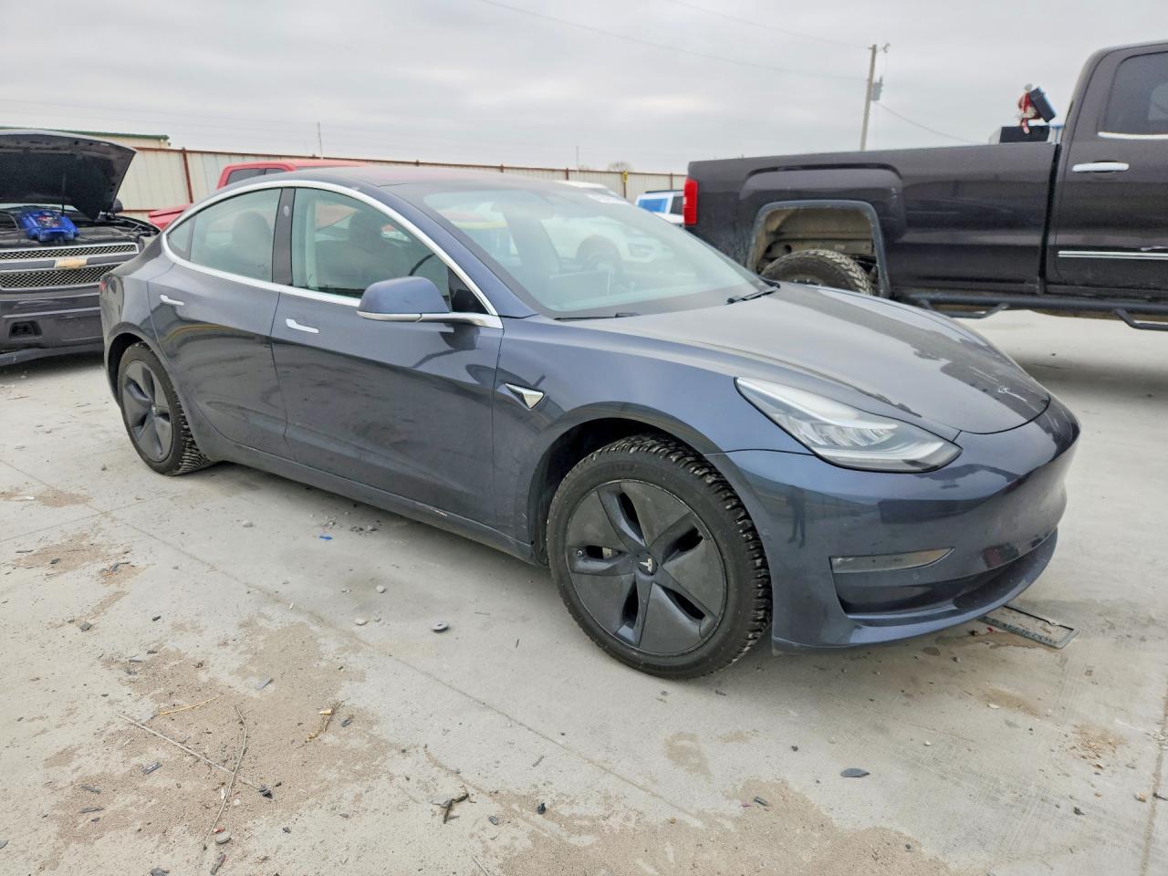 2018 Tesla Model 3 - zdjęcie 4