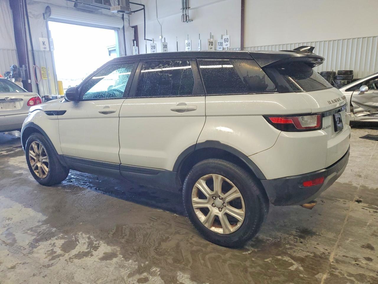 2017 Land Rover Range Rover Evoque Se - zdjęcie 2