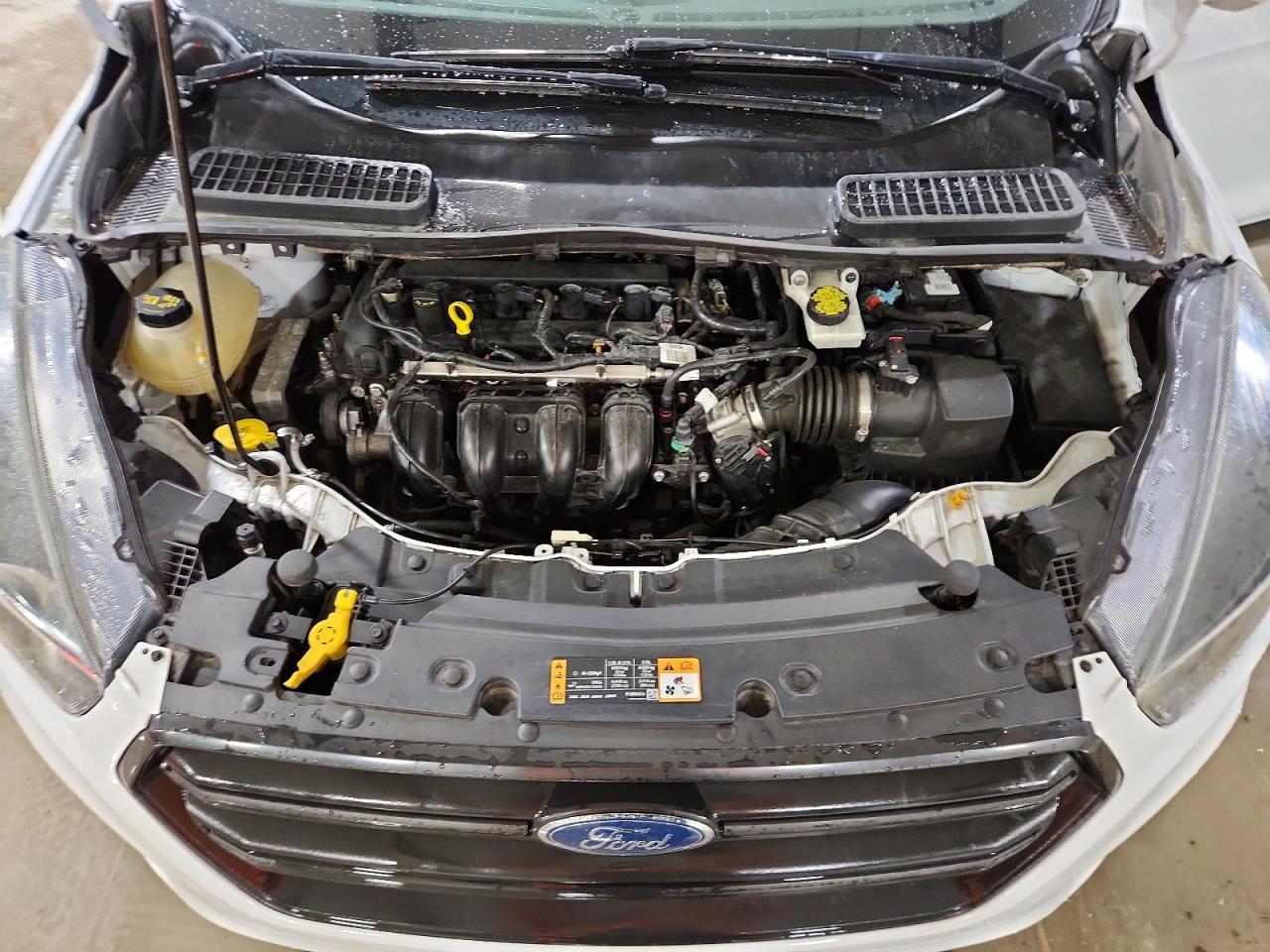 2019 Ford Escape S - zdjęcie 11