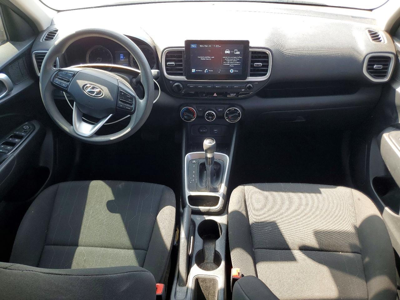 2020 Hyundai Venue Se - zdjęcie 8