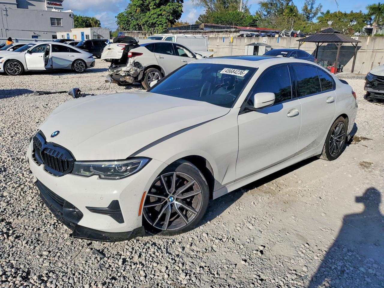 2020 BMW 330I - zdjęcie główne