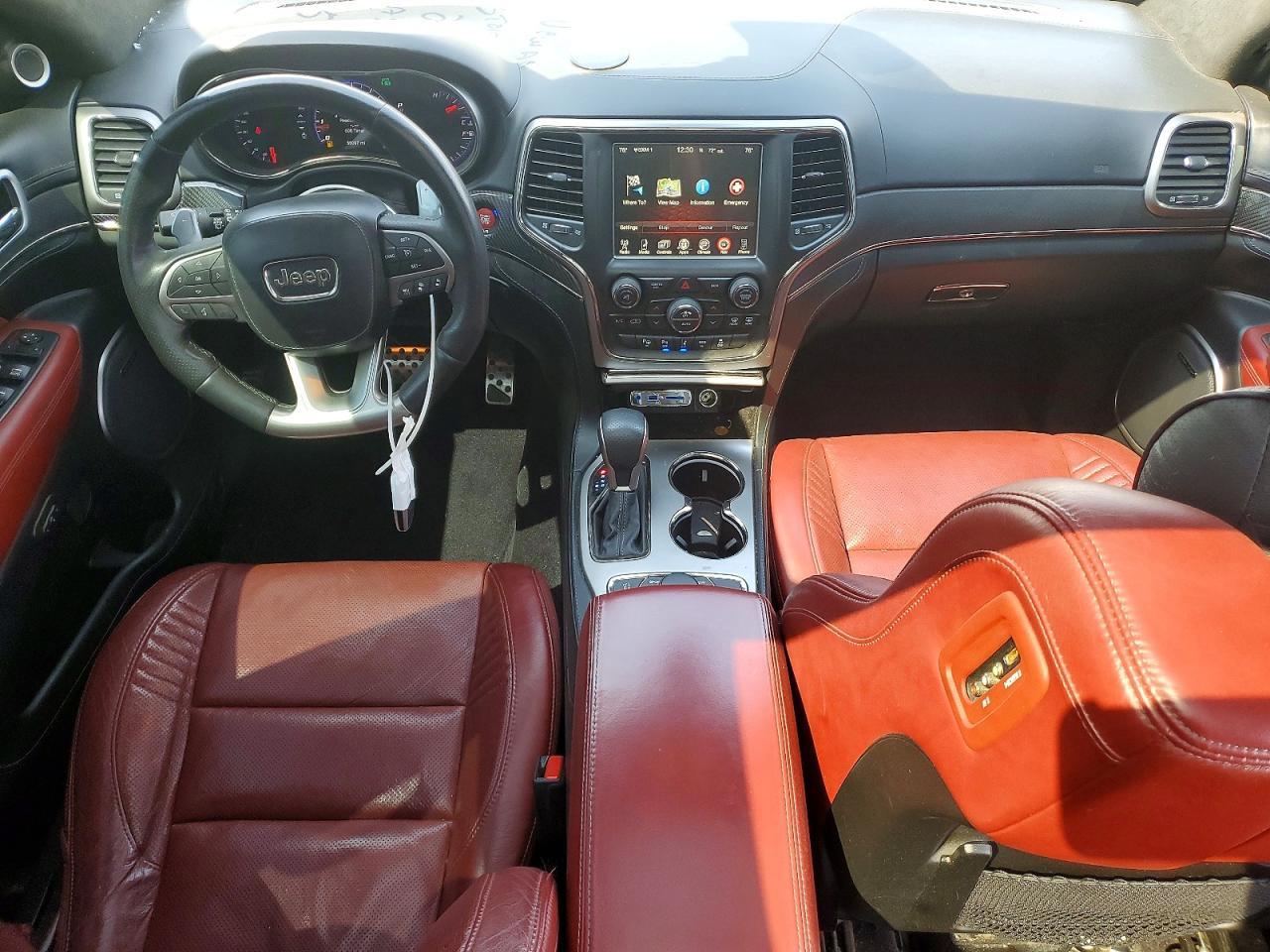 2017 Jeep Grand Cherokee Srt-8 - zdjęcie 8