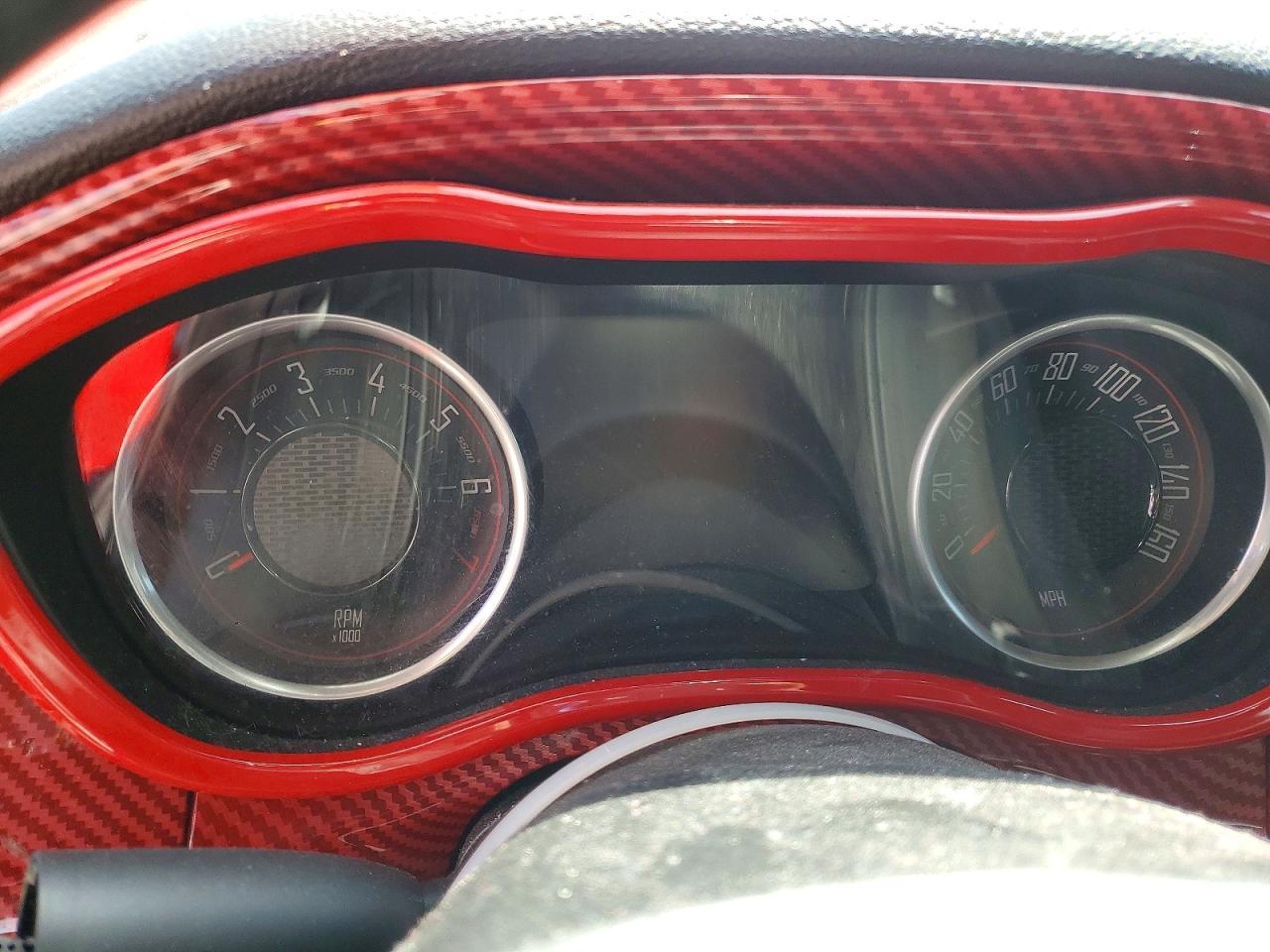 2016 Dodge Challenger Sxt - zdjęcie 9