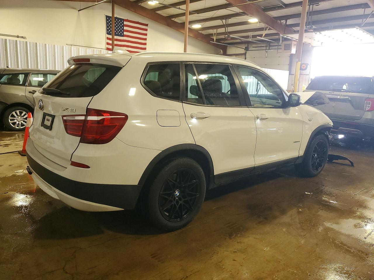 2013 BMW X3 xDrive28I - zdjęcie 3