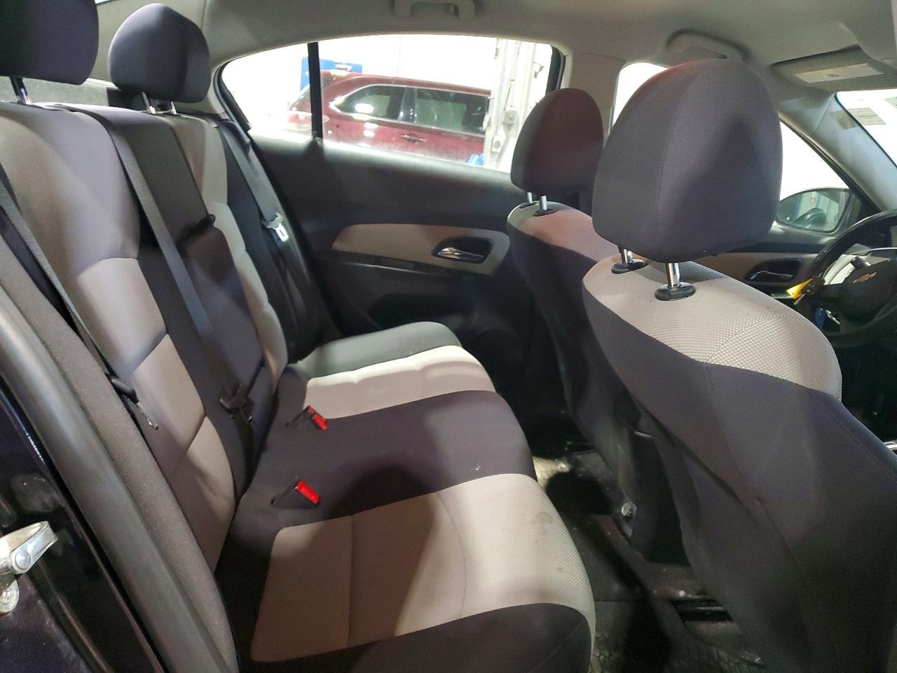 2014 Chevrolet Cruze Ls - zdjęcie 10