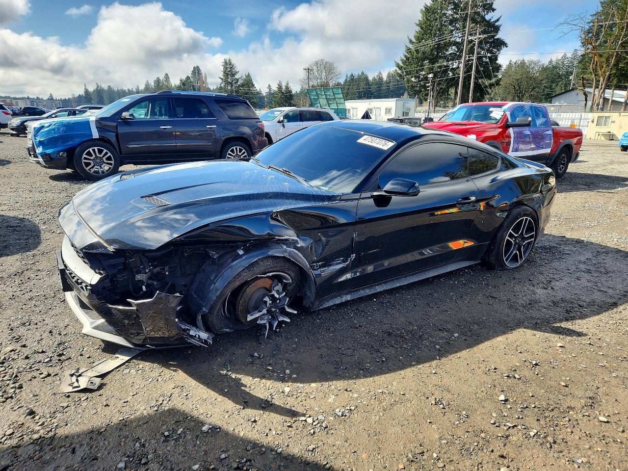 2019 Ford Mustang - zdjęcie główne