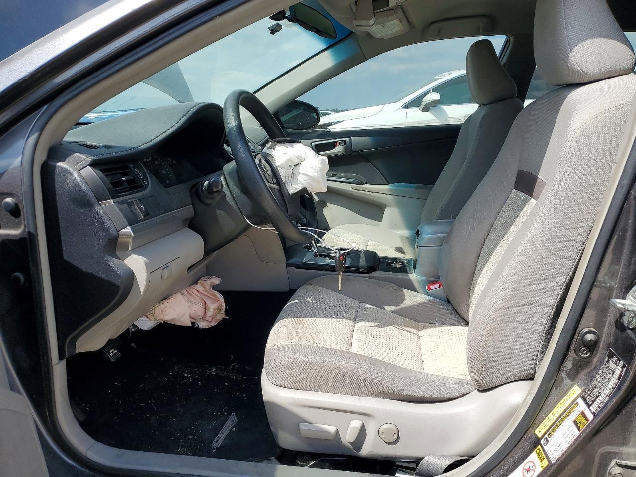 2014 Toyota Cmry Le/Se - zdjęcie 7