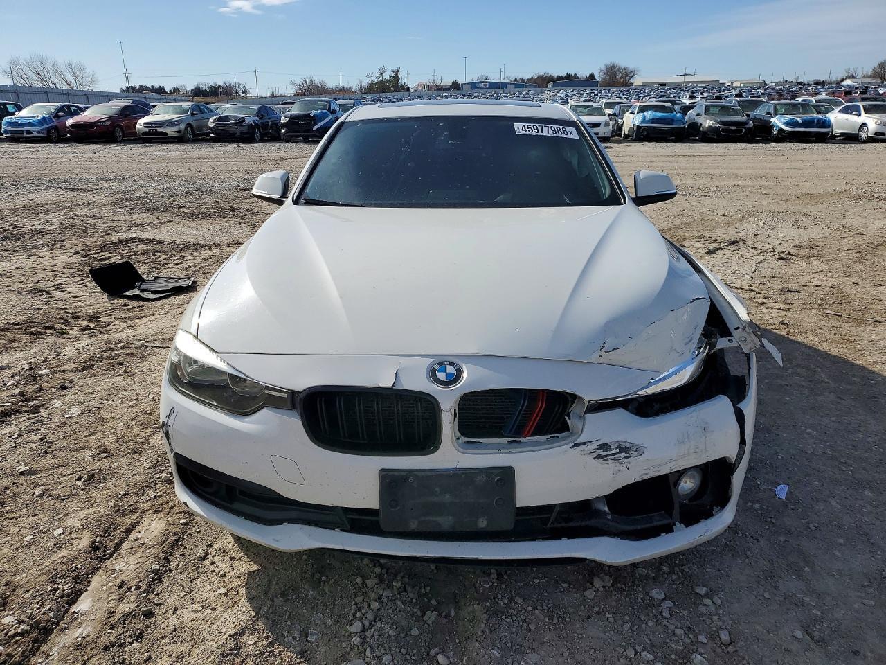 2016 BMW 320 Xi - zdjęcie 5