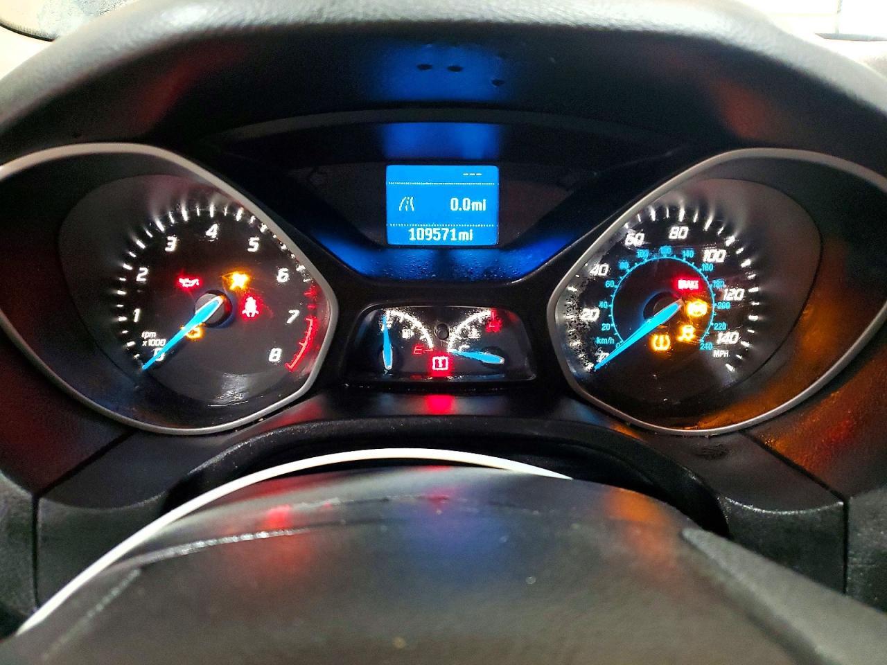 2013 Ford Focus S - zdjęcie 9