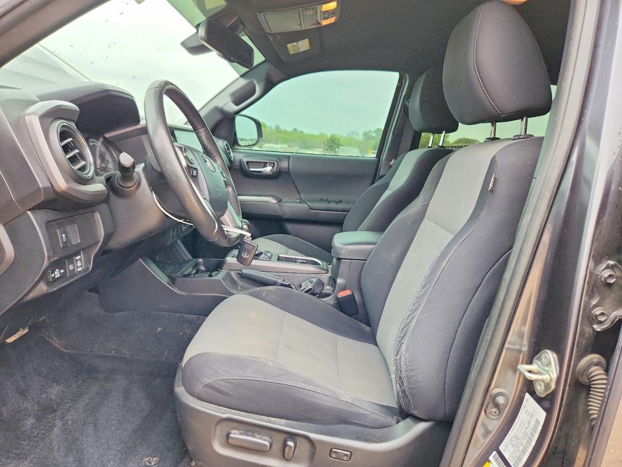 2020 Toyota Tacoma Trd Sport - zdjęcie 7