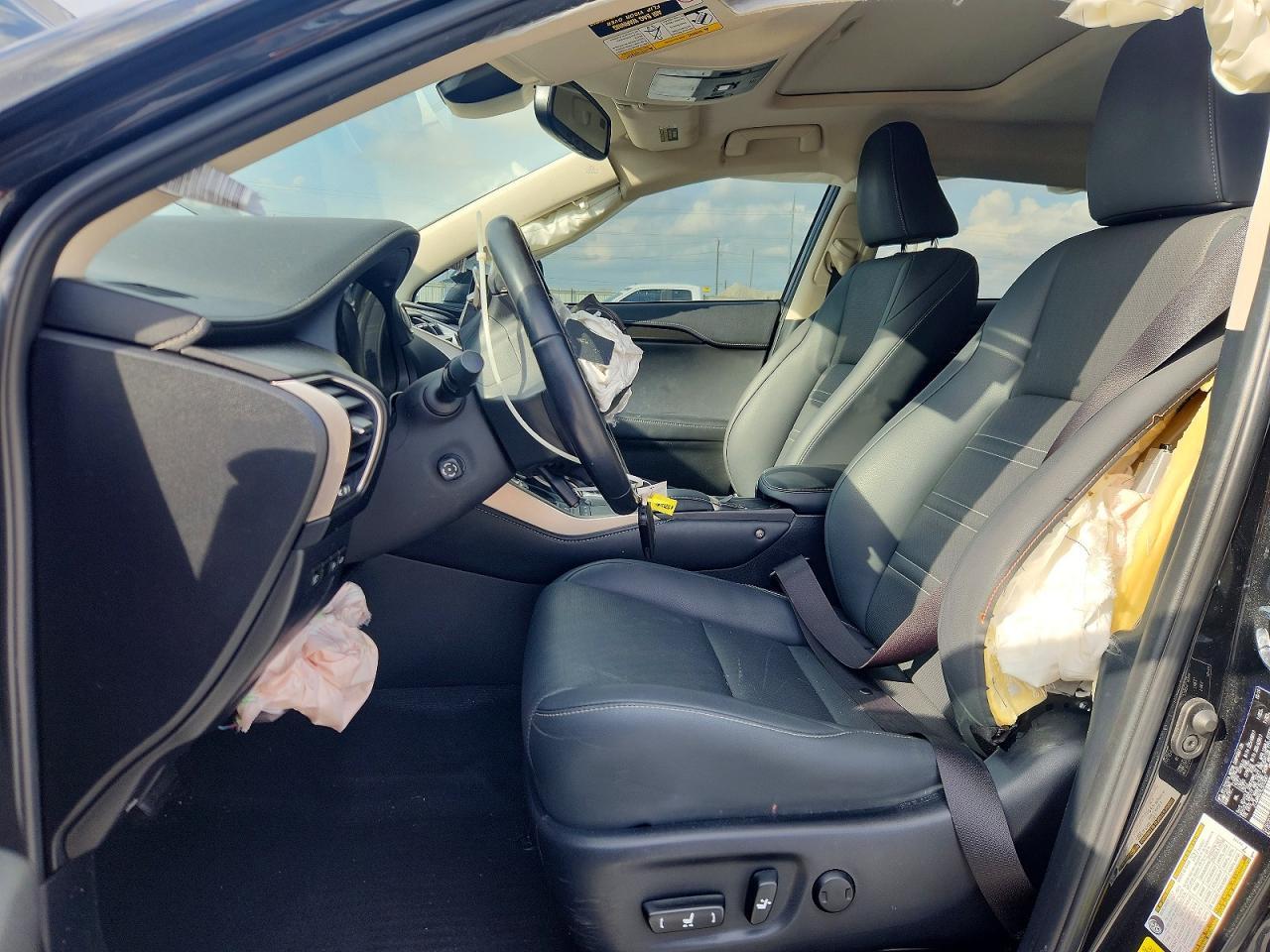 2020 Lexus Nx - zdjęcie 7