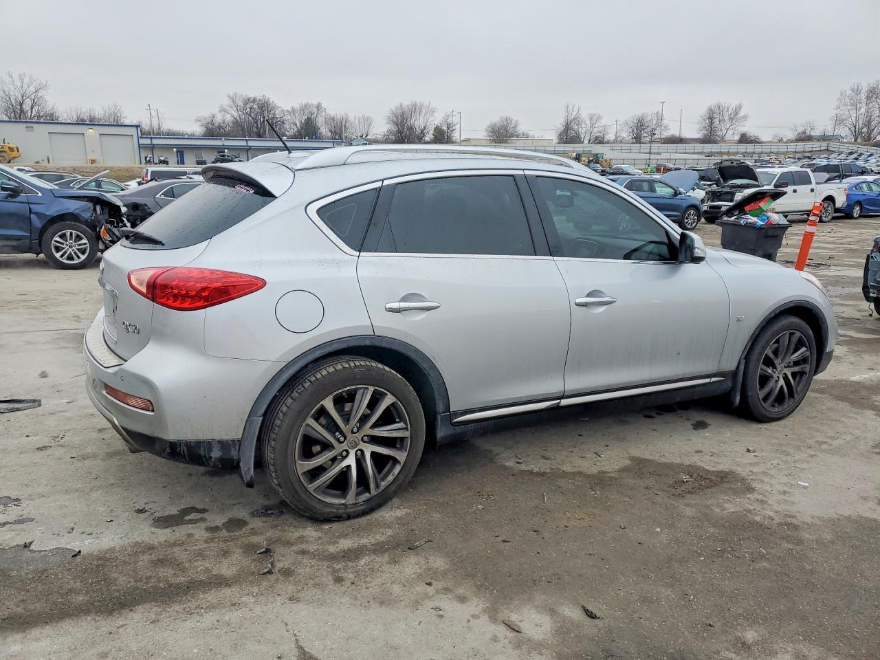 2017 Infiniti Qx50 Base - zdjęcie 3
