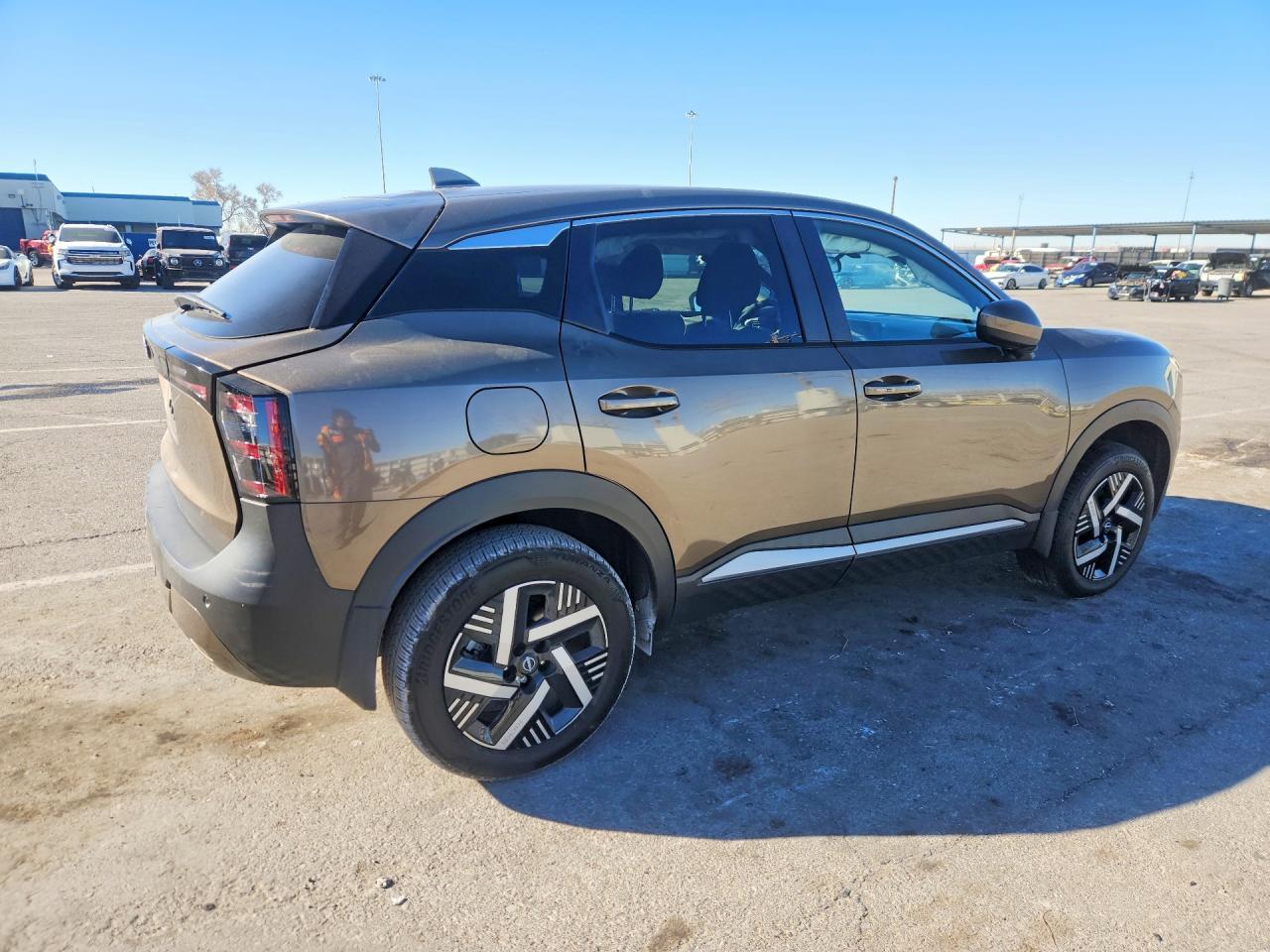 2025 Nissan Kicks Sv - zdjęcie 3