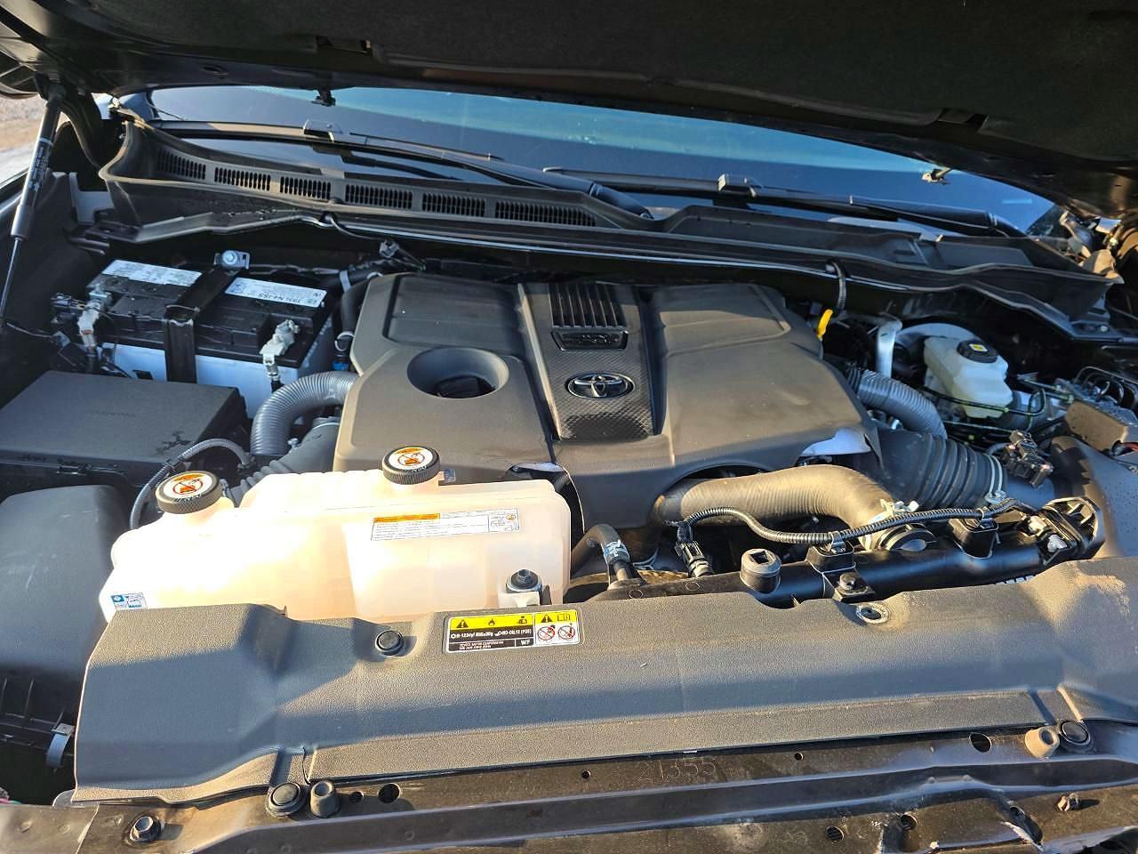 2024 Toyota Tundra Crewmax Limited - zdjęcie 12