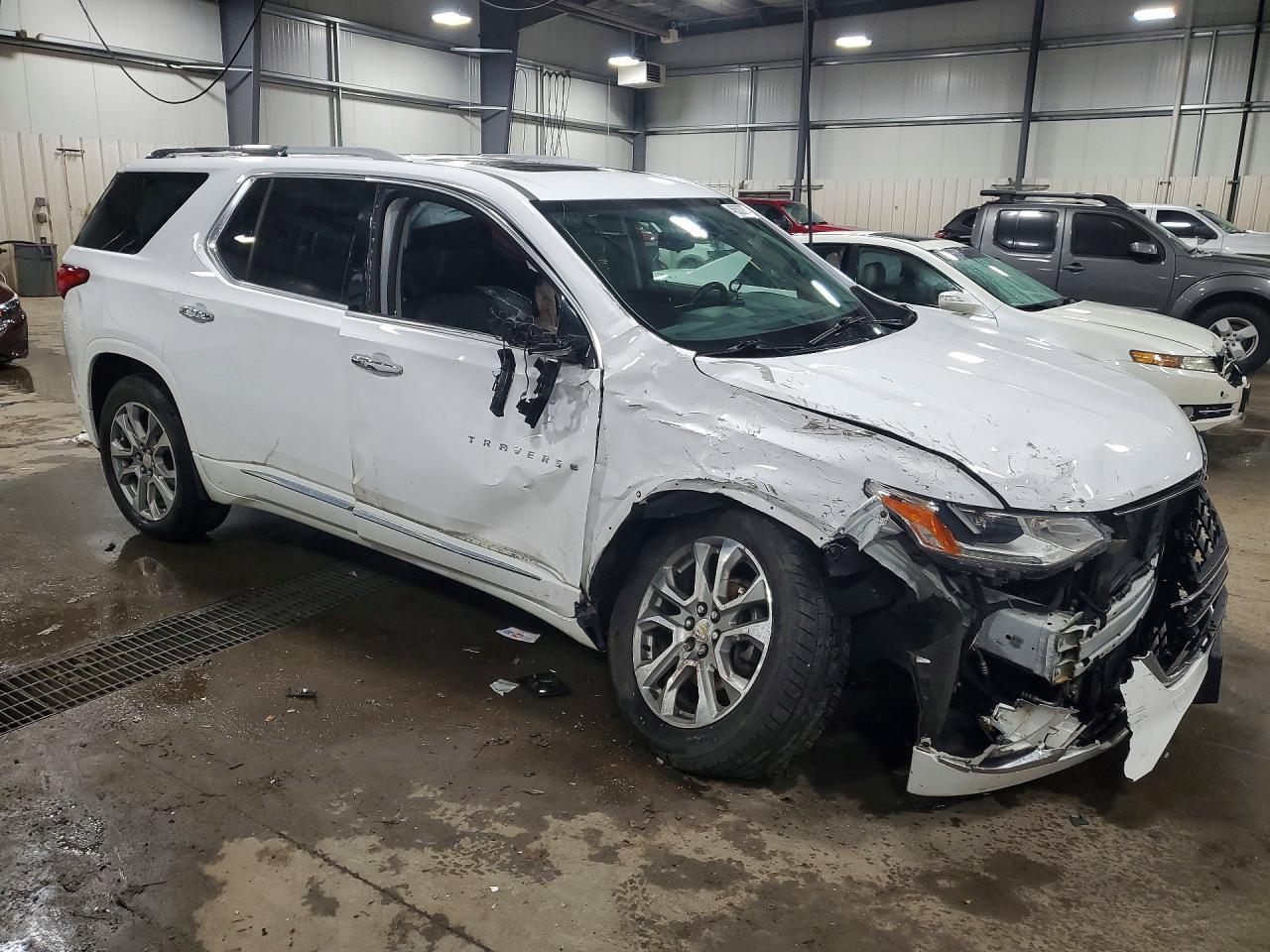 2018 Chevrolet Traverse Premier - zdjęcie 4