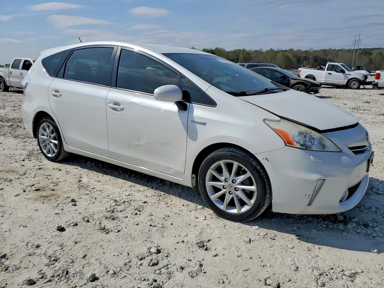 2013 Toyota Prius V Five - zdjęcie 4