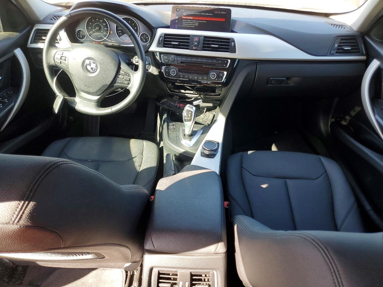 2018 BMW 320 I - zdjęcie 8