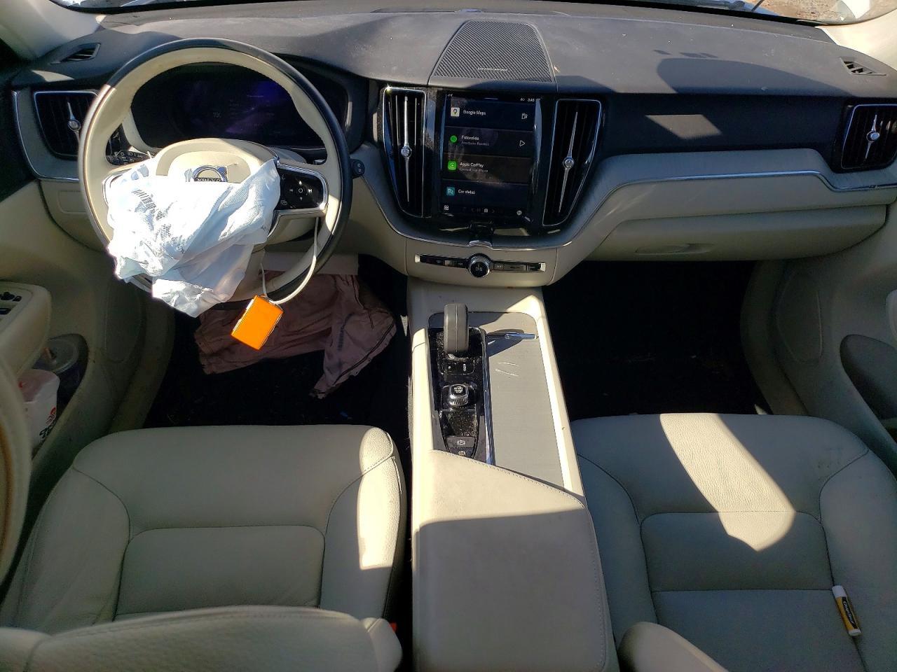 2024 Volvo Xc60 Plus - zdjęcie 8