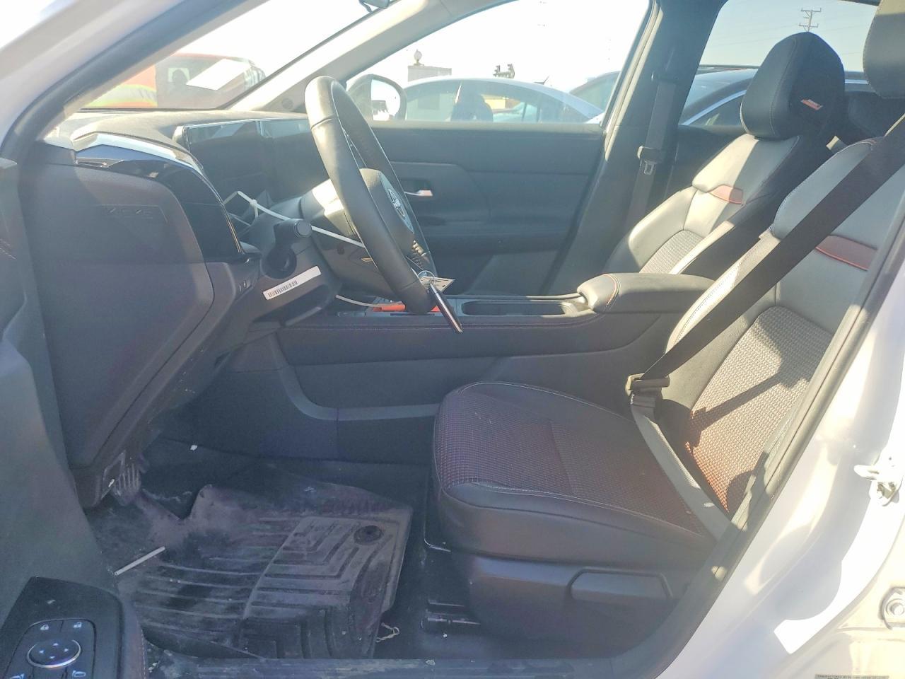 2026 Nissan Kicks Sr - zdjęcie 7