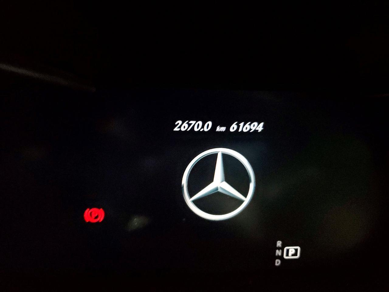 2021 Mercedes Benz C 300 4Matic - zdjęcie 9