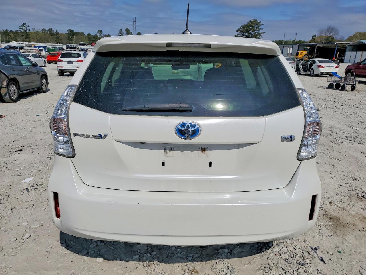 2013 Toyota Prius V Five - zdjęcie 6