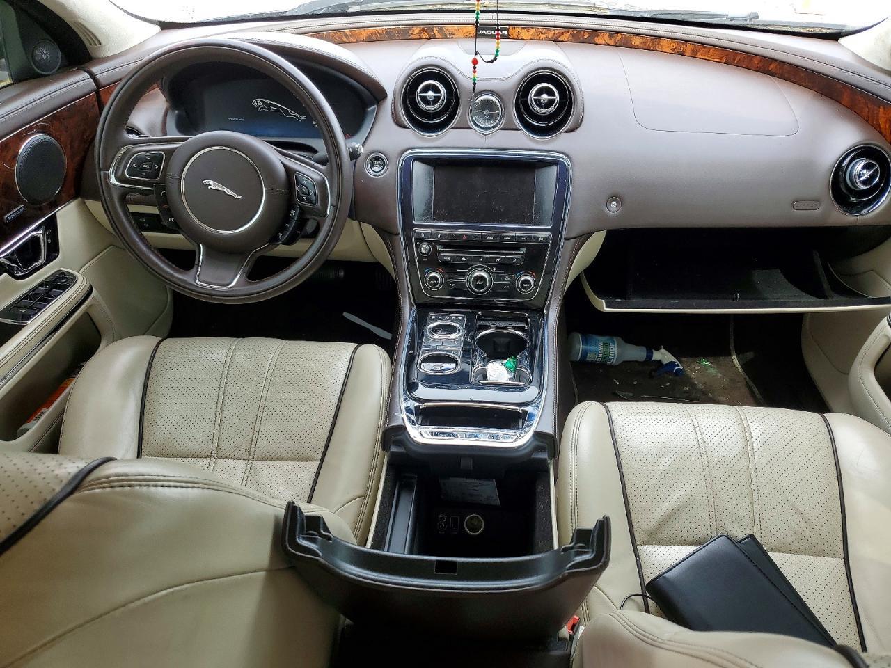 2014 Jaguar Xj - zdjęcie 8