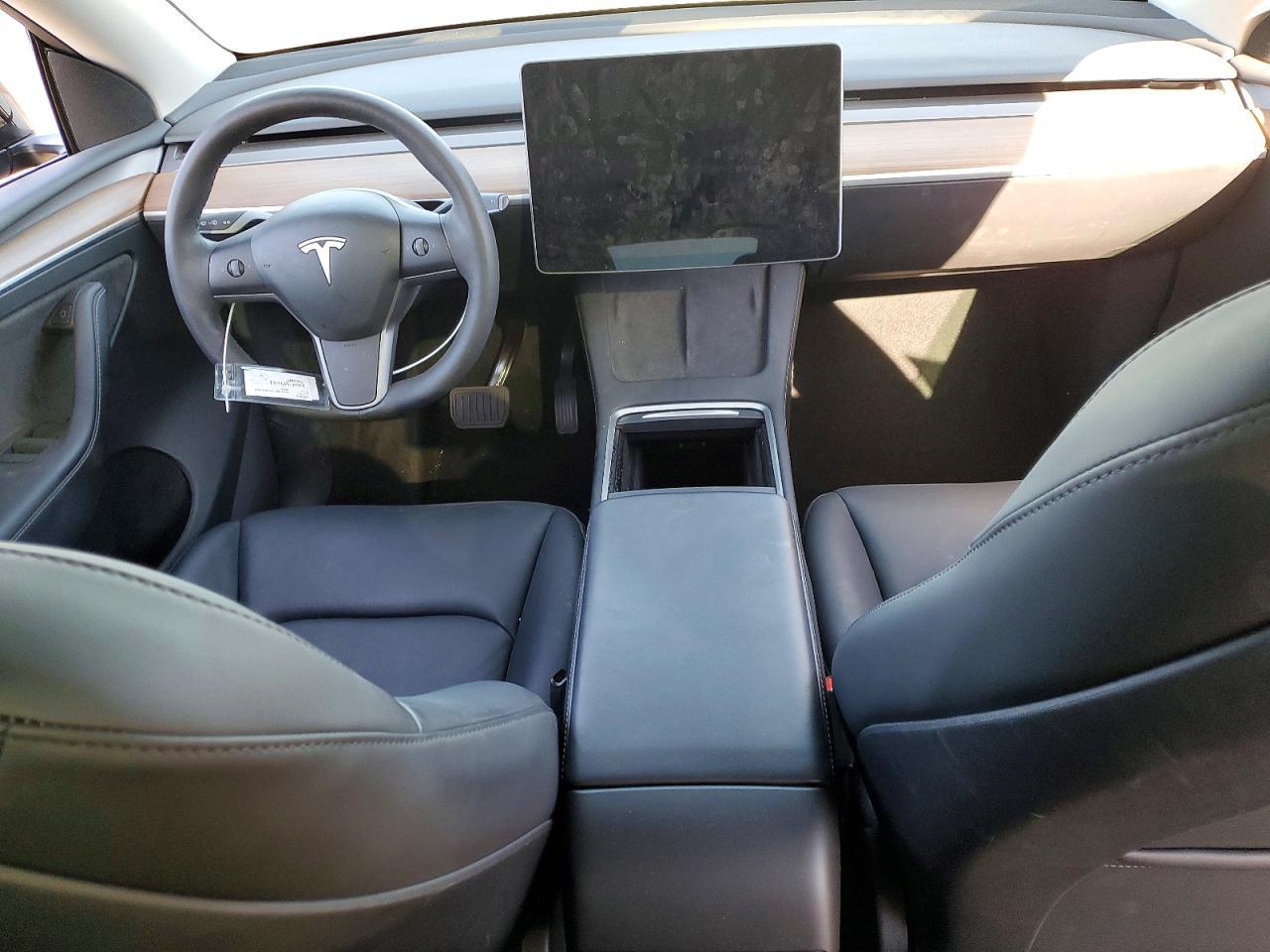 2023 Tesla Model Y - zdjęcie 8