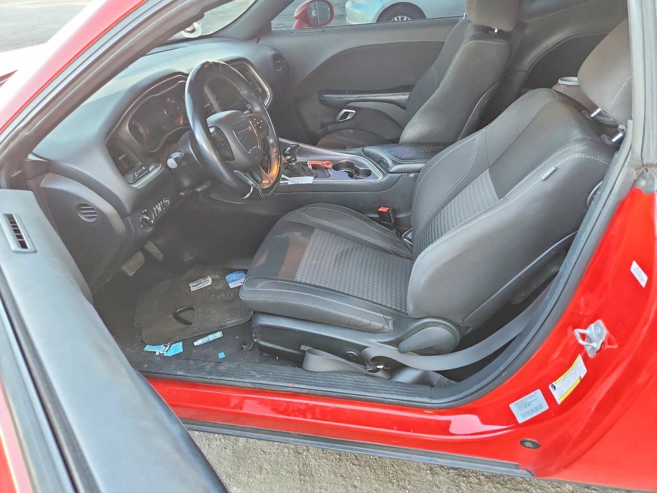 2016 Dodge Challenger Sxt - zdjęcie 7